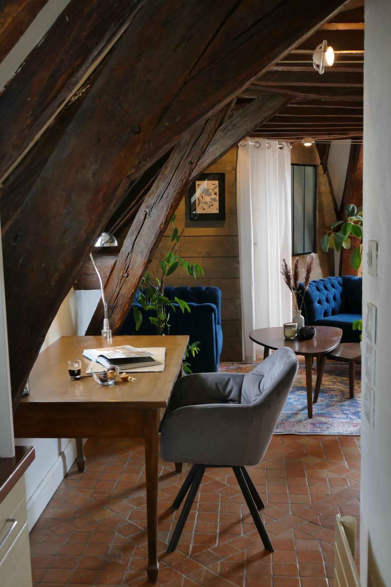 Suite Toussaint - Calme & Authentique Angers Exteriör bild