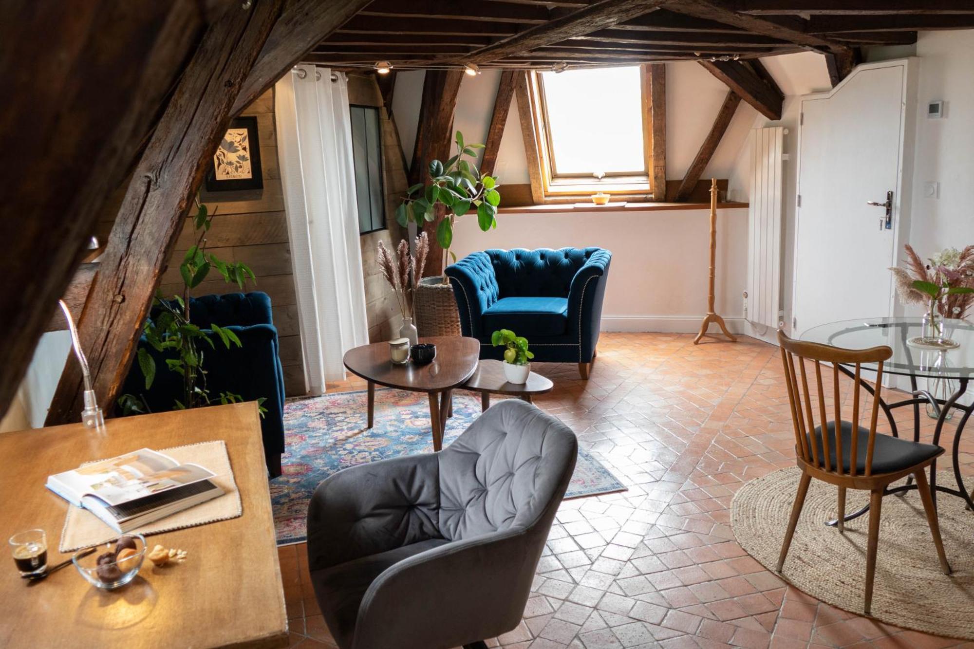 Suite Toussaint - Calme & Authentique Angers Exteriör bild