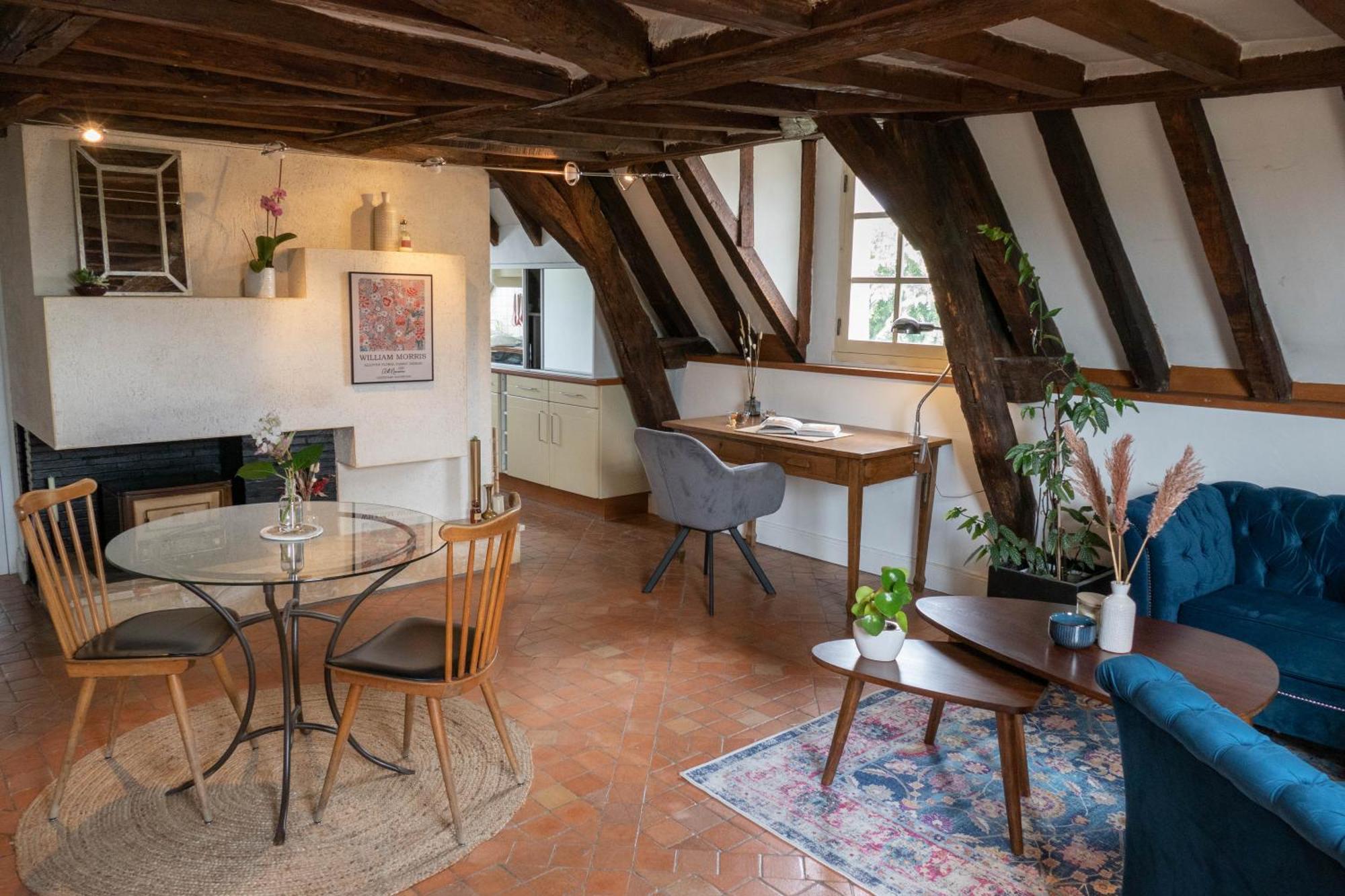 Suite Toussaint - Calme & Authentique Angers Exteriör bild